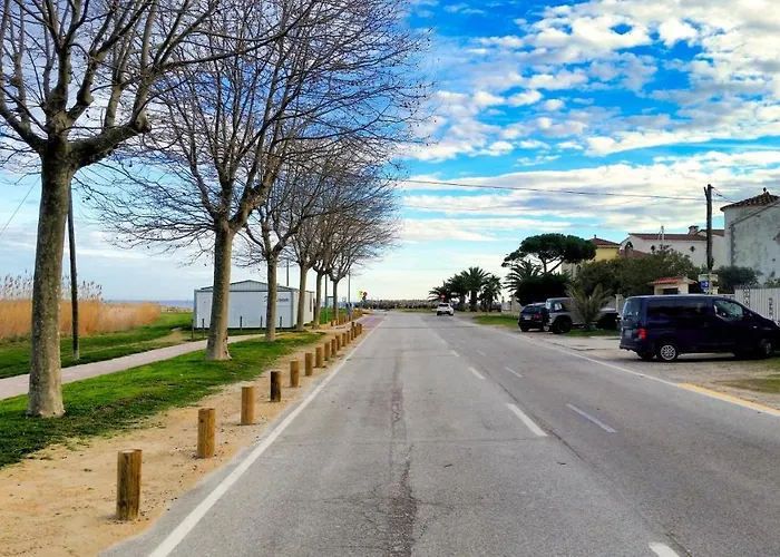 Edificio La Sardana *